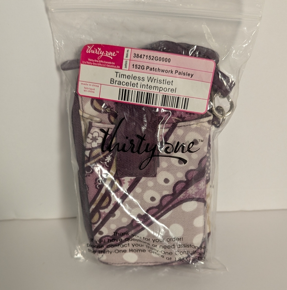 Patchwork Paisley Timeless Wristlet by thirty-one - Picture 3 of 4